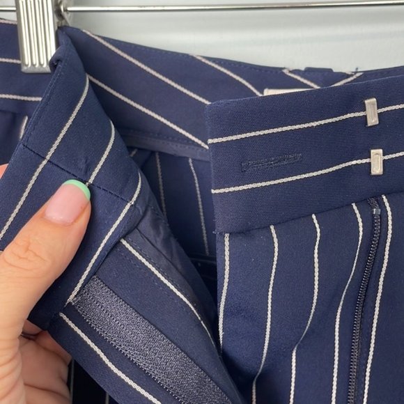 Babaton Modesto Navy Pinstripe Pants Size 0 - Picture 5 of 10